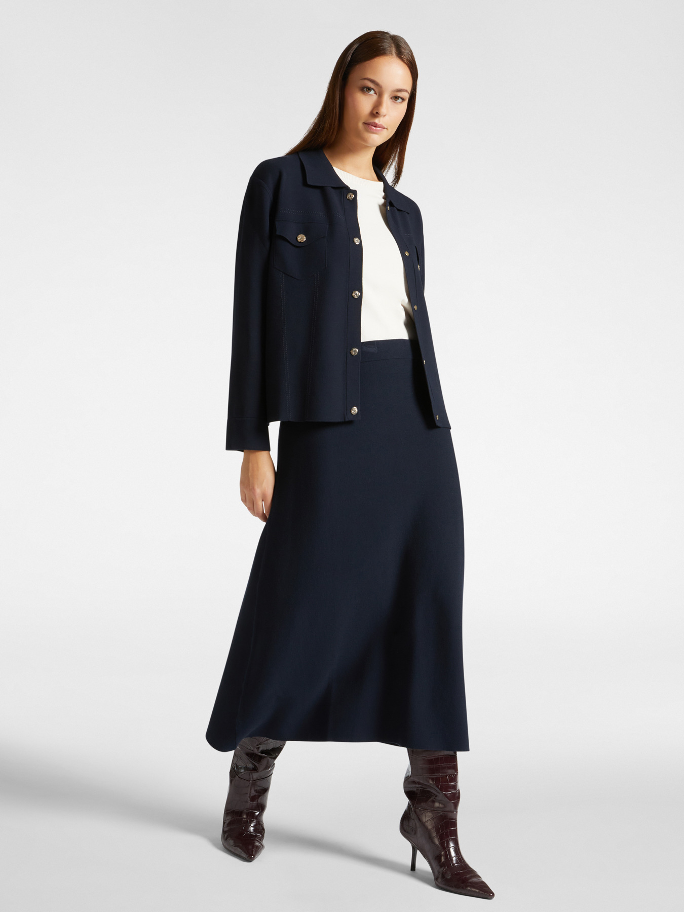 Cardig&atilde; com bot&otilde;es de viscose LENZING&trade; ECOVERO&trade; image number 2