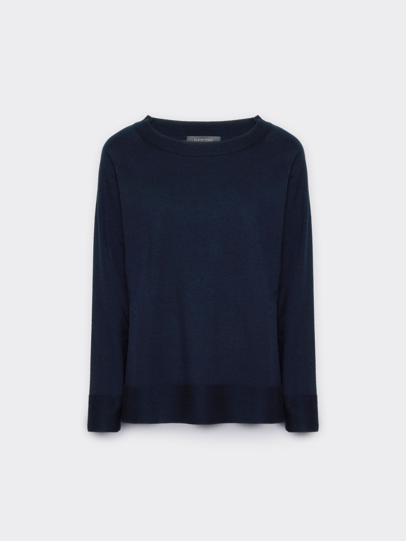 Maglia con scollo a barchetta image number 4