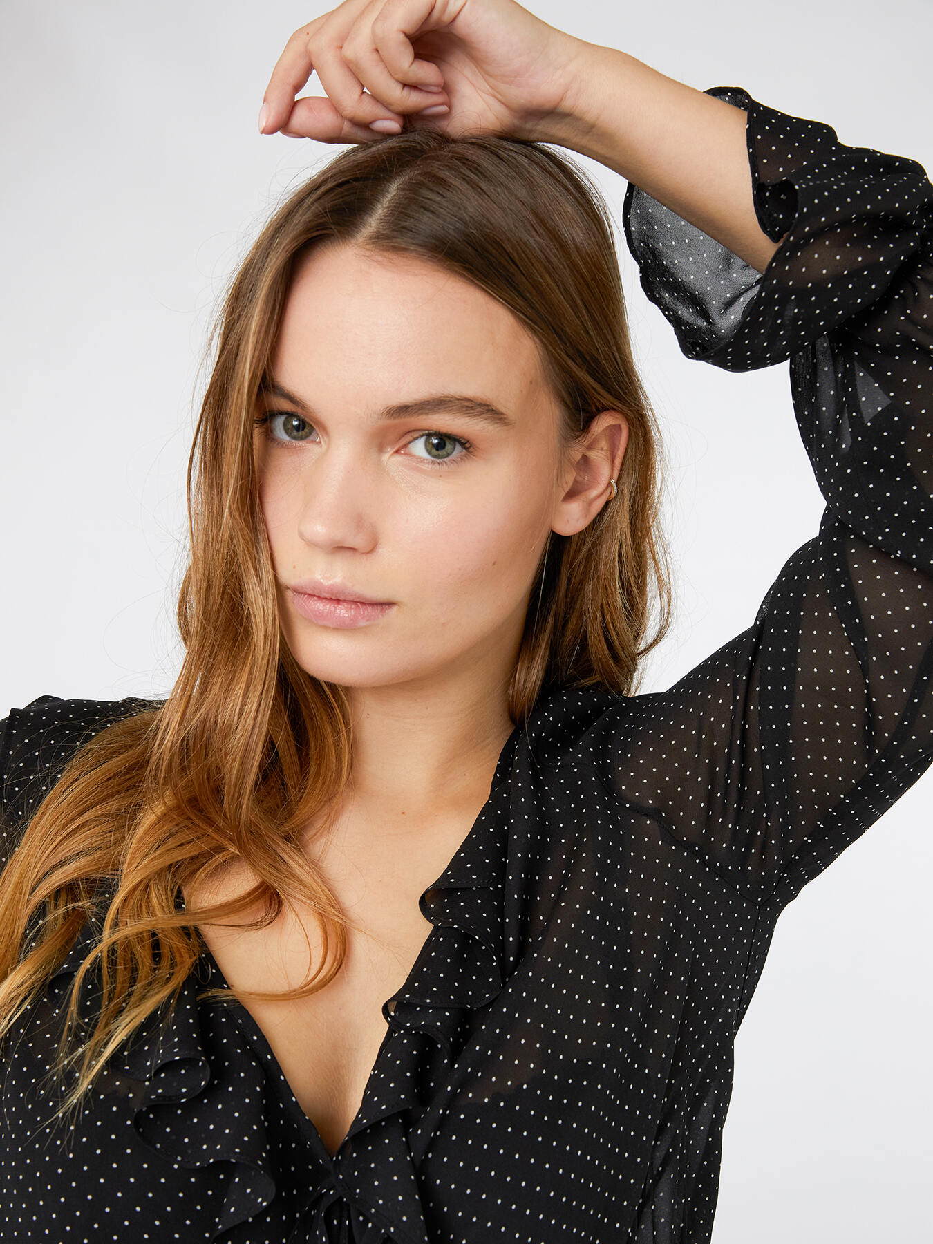 Blusa a micro pois in viscosa image number 3