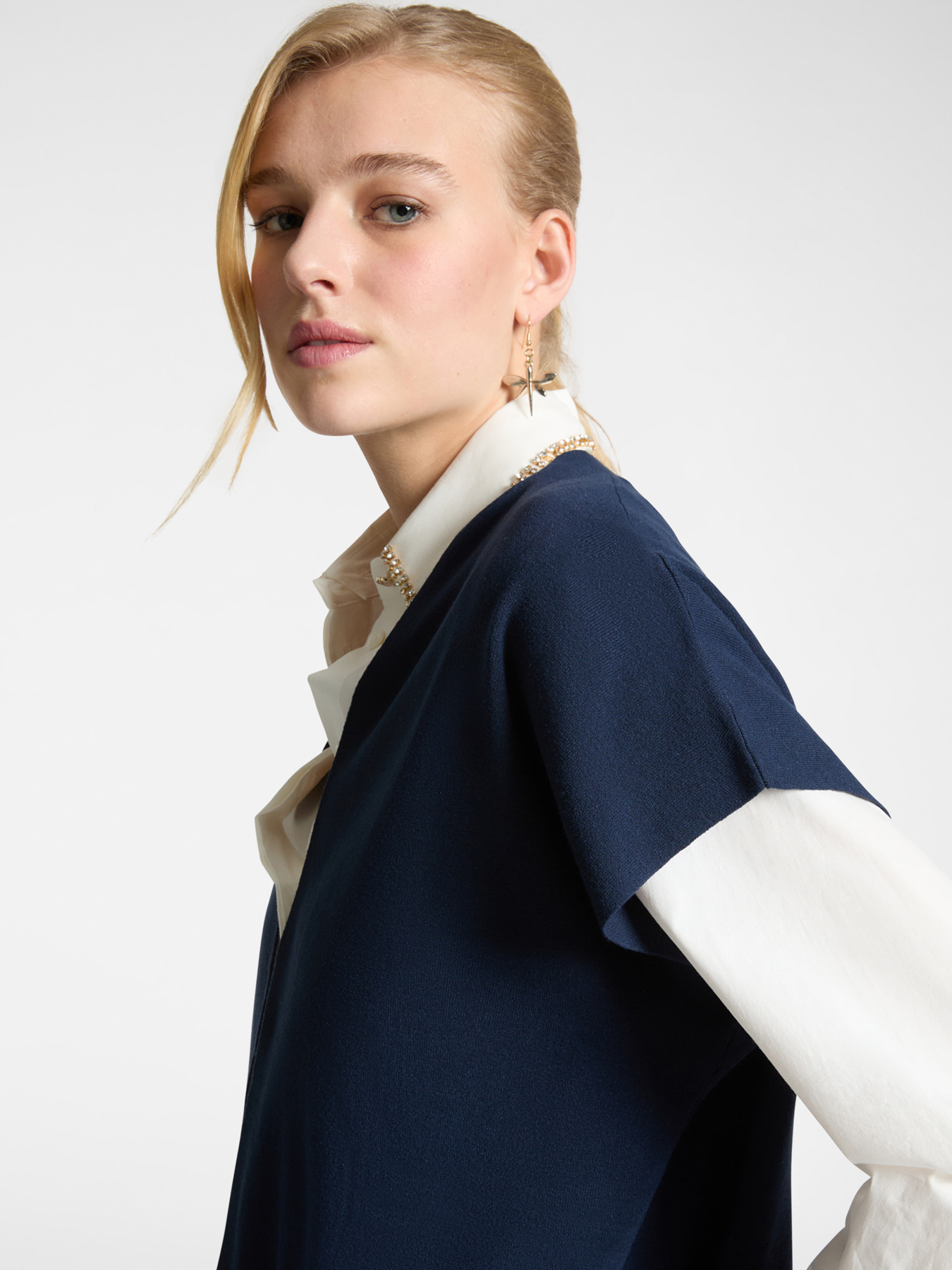 Gilet lungo con maniche corte image number 3