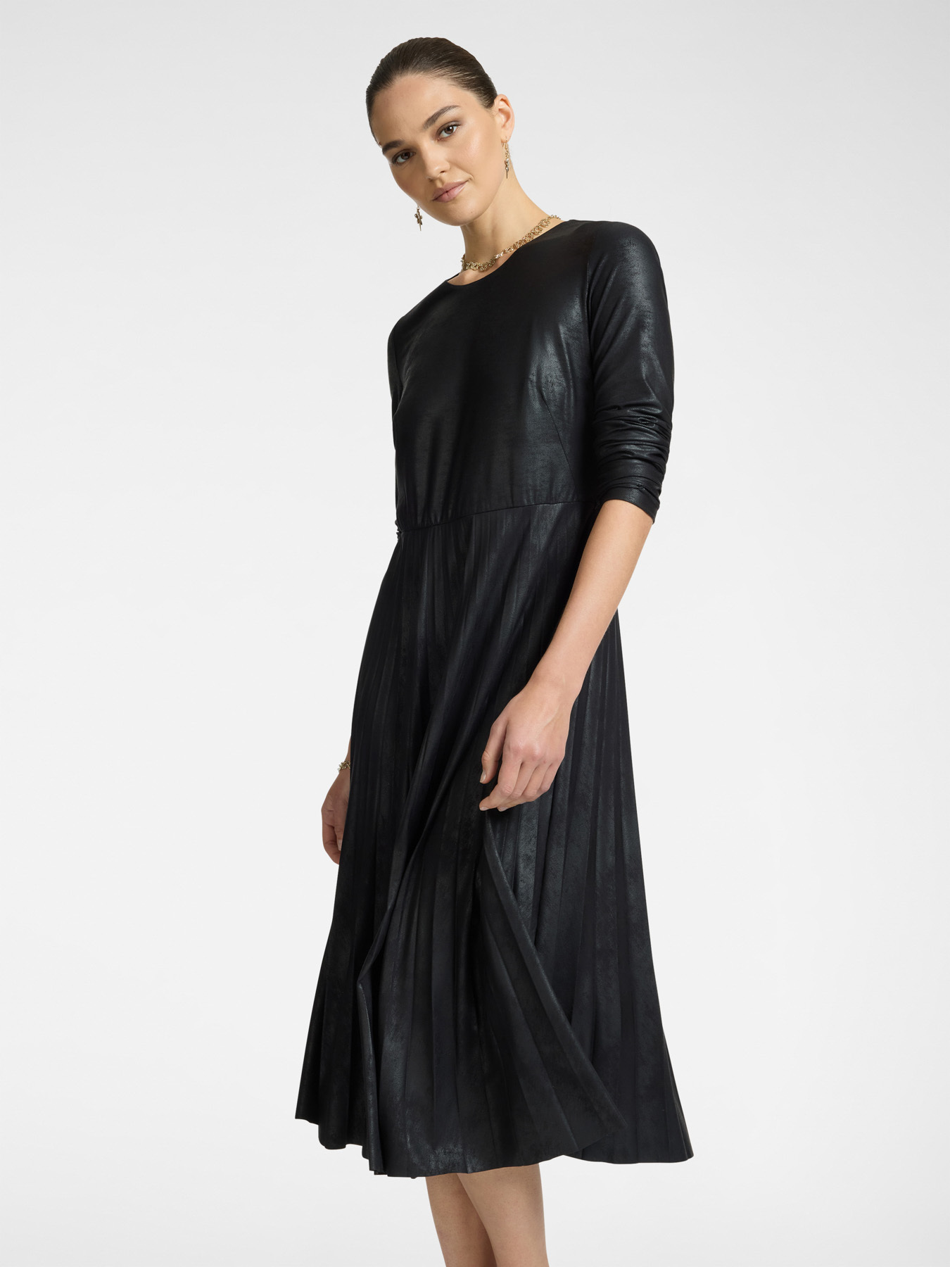 Robe avec une jupe pliss&eacute;e