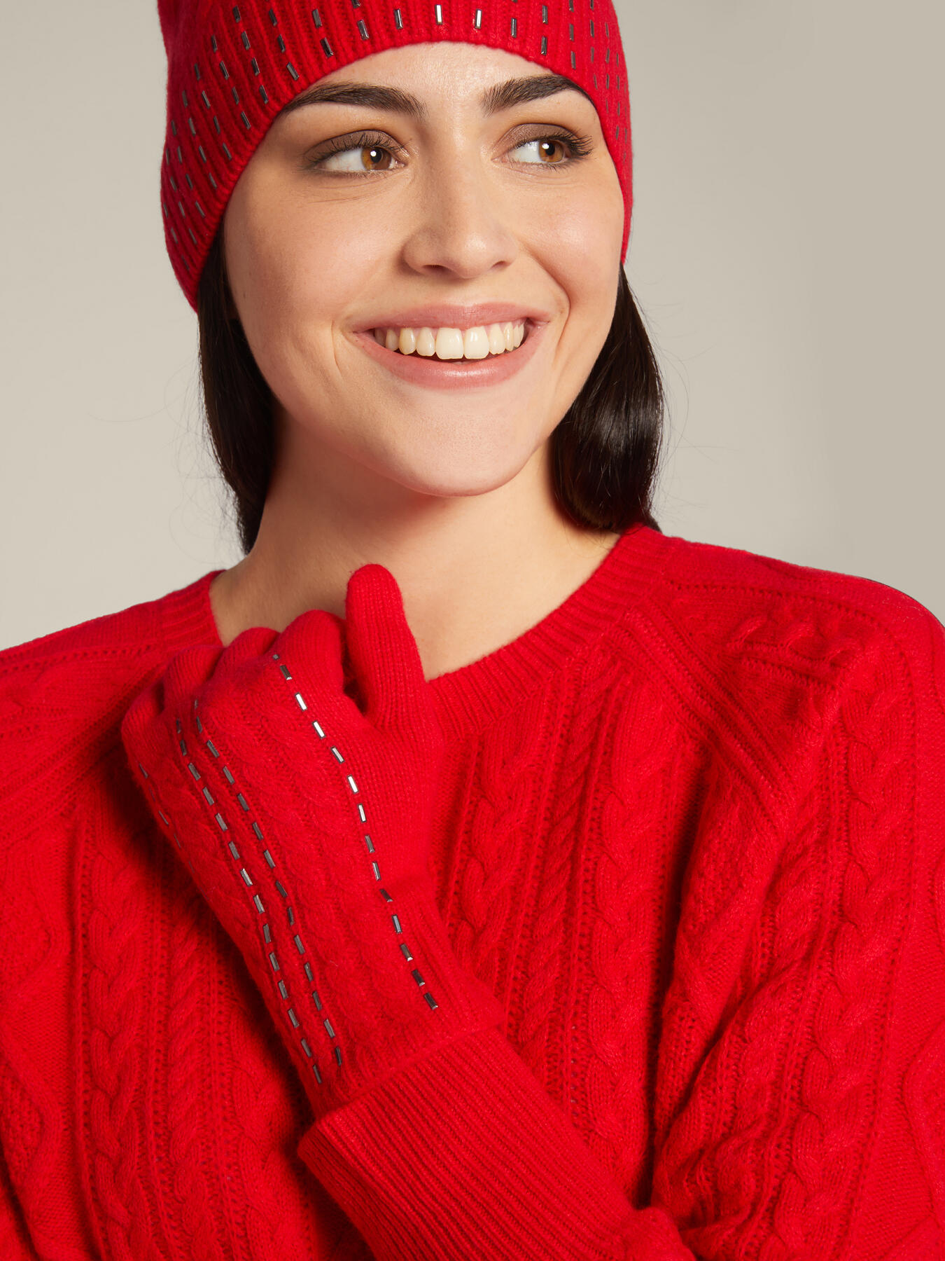 Guanti in lana con applicazioni image number 2