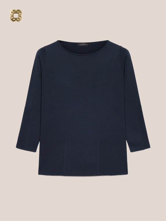 Sweater with wide ribbing