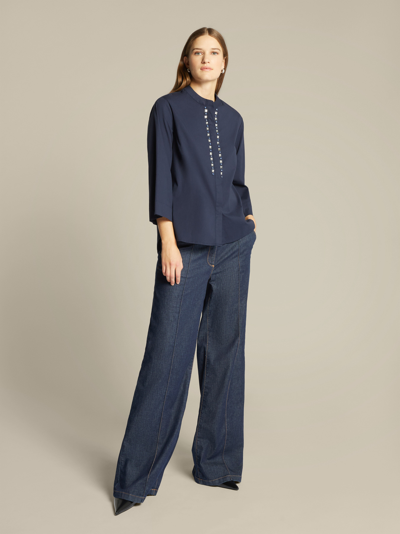 Camicia ricamata in cotone stretch image number 2