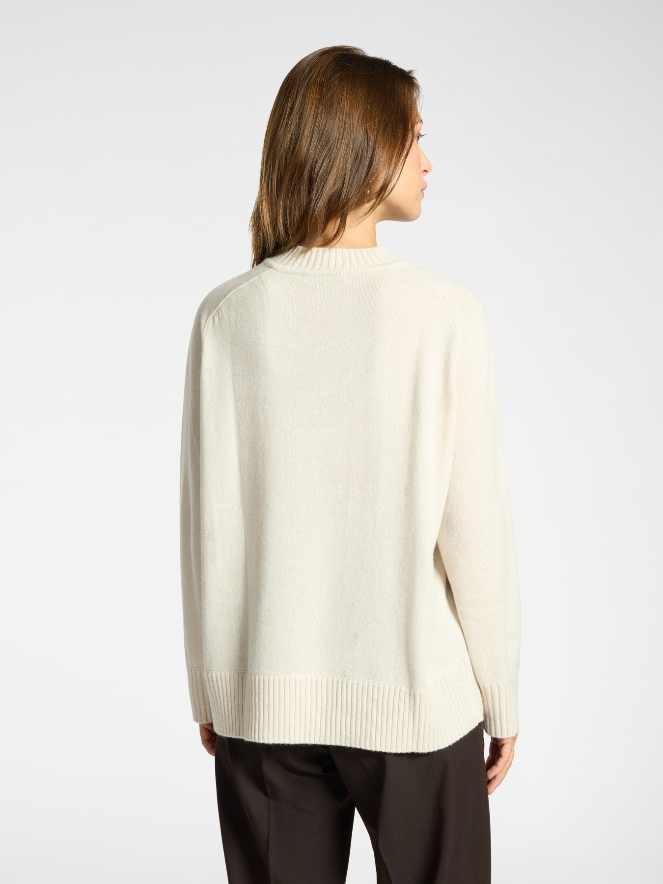 Bestickter Rundhals-Pullover aus Wolle image number 1