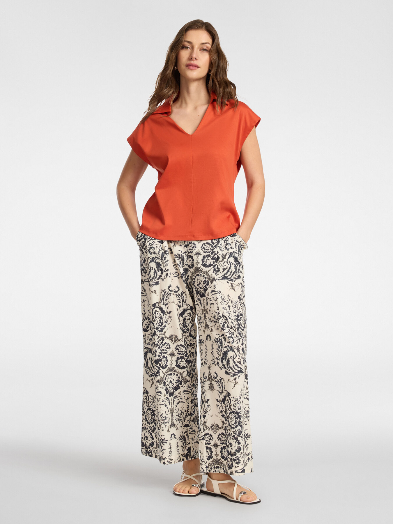 T-shirt avec col image number 2