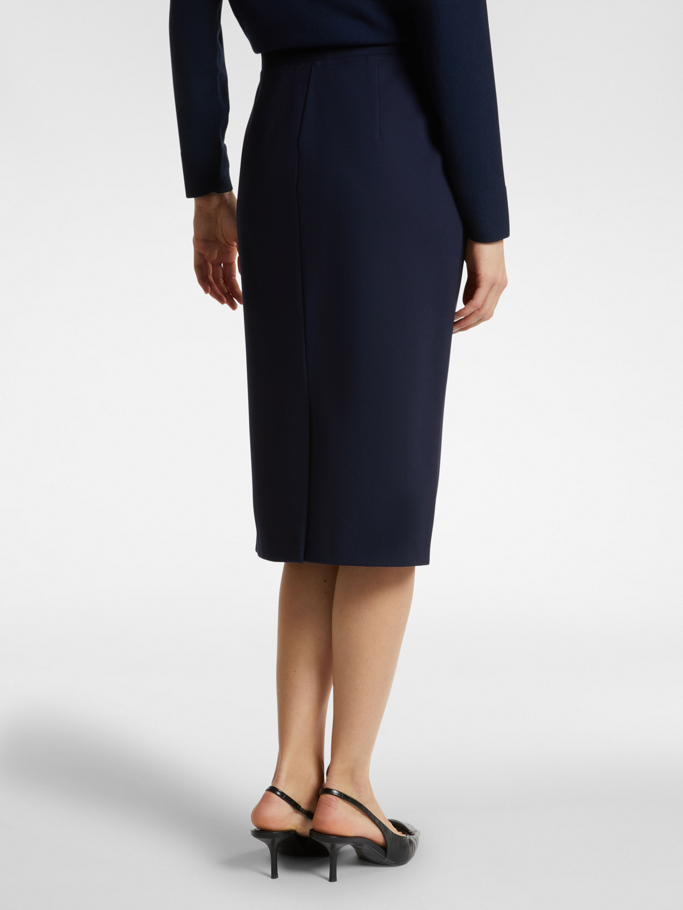 Falda recta en punto Milano image number 1