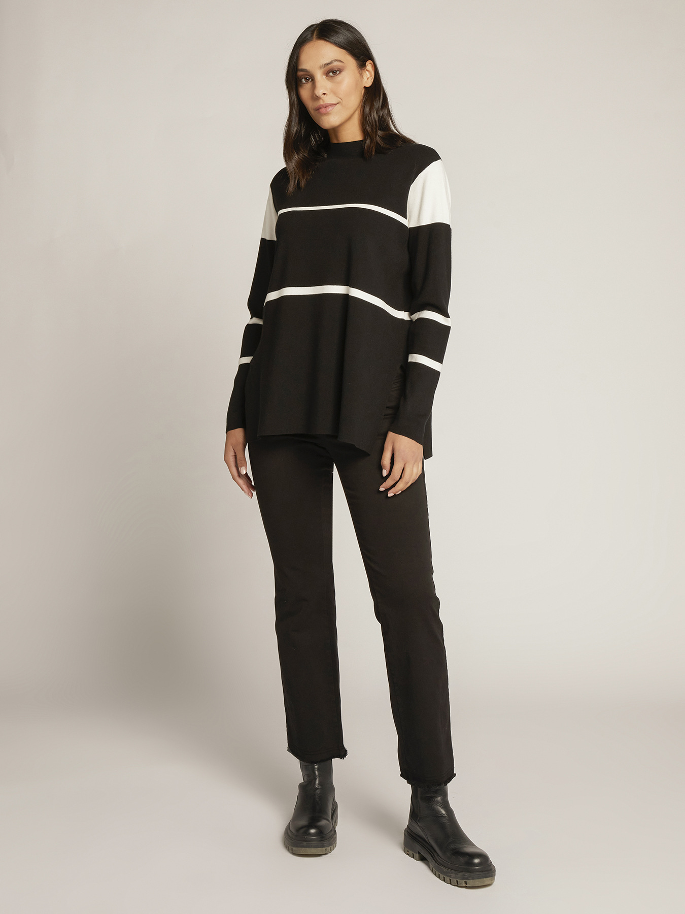 Pull bicolore image number 2