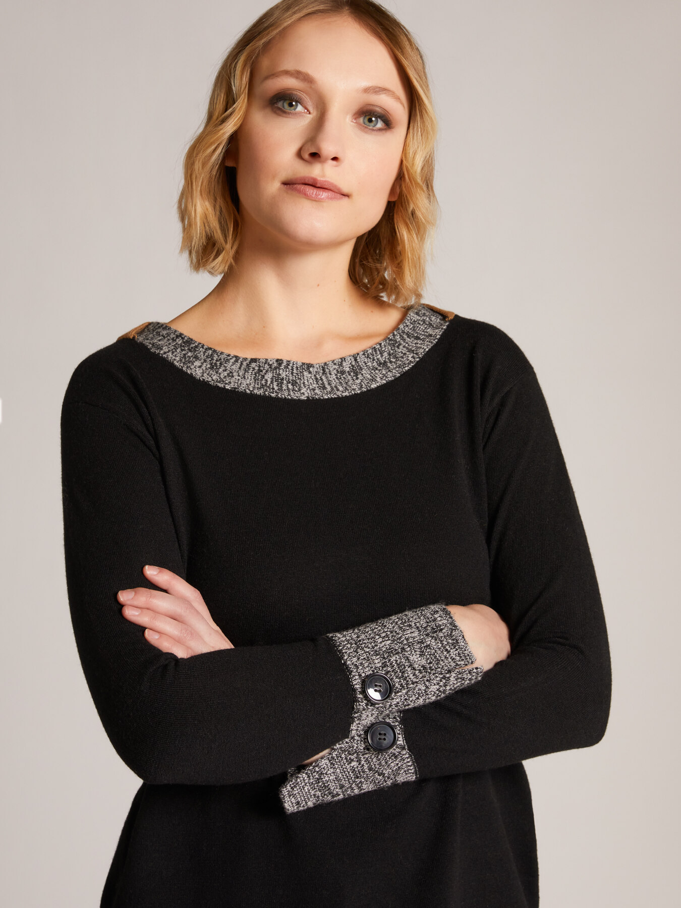 PULLOVER MIT U-BOOT-AUSSCHNITT UND MOULIN&Eacute;-DETAILS AUS KASCHMIRGEMISCH image number 3