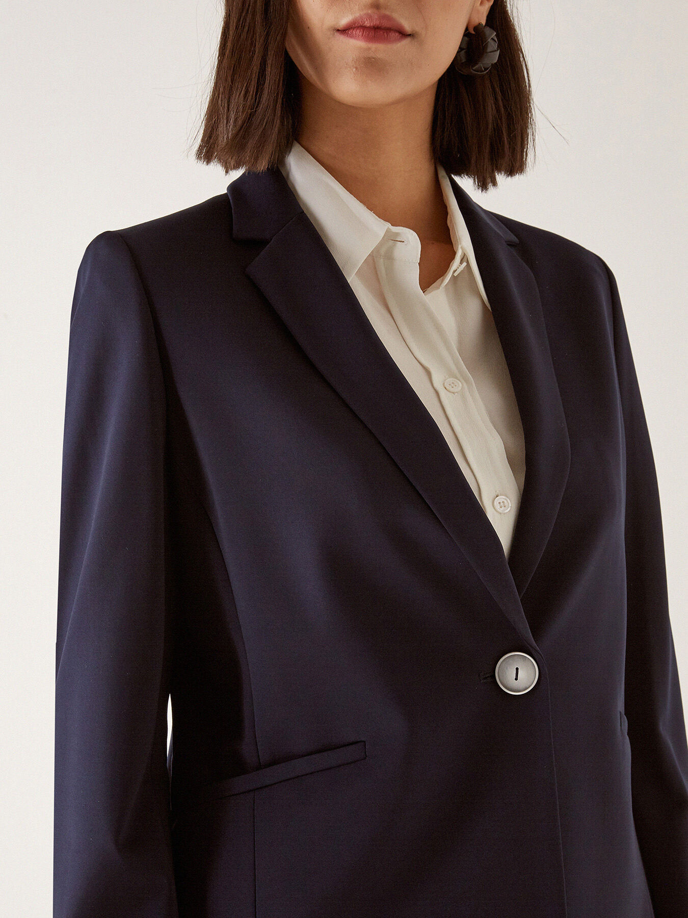 Blazer aus Maschenstoff in Romanit-Verarbeitung image number 2