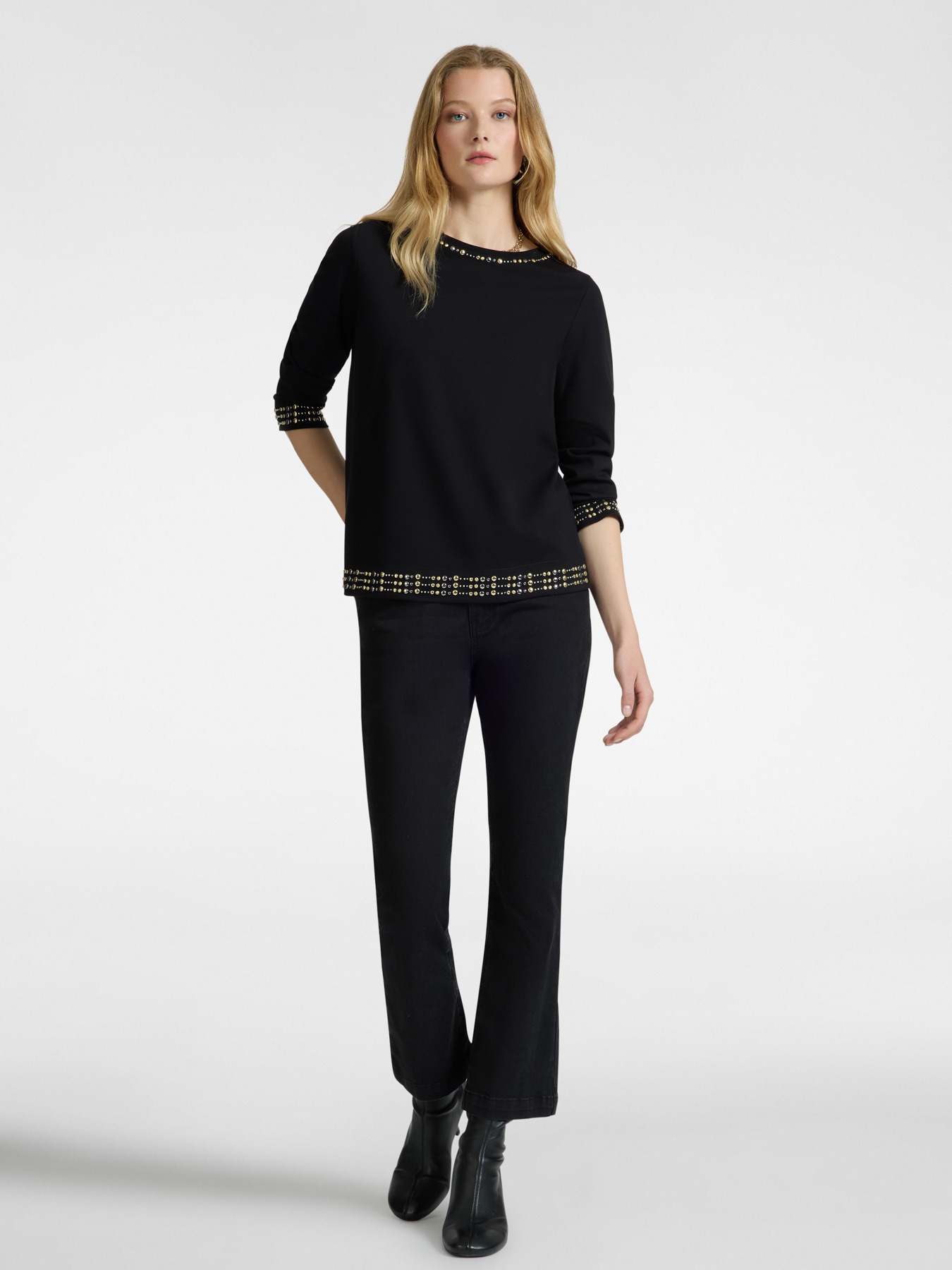 T-shirt with studs image number 3