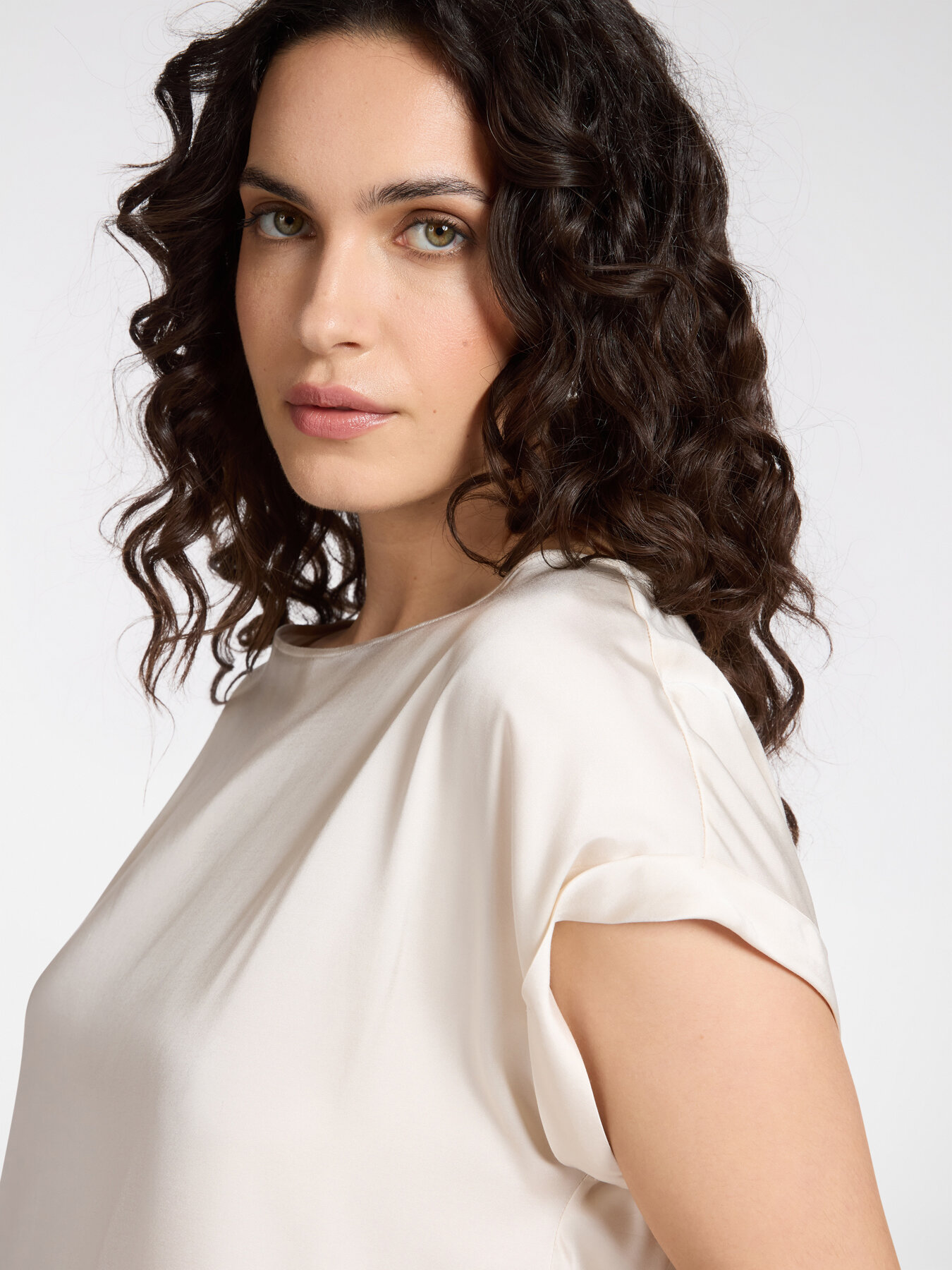 Blouse en satin image number 3