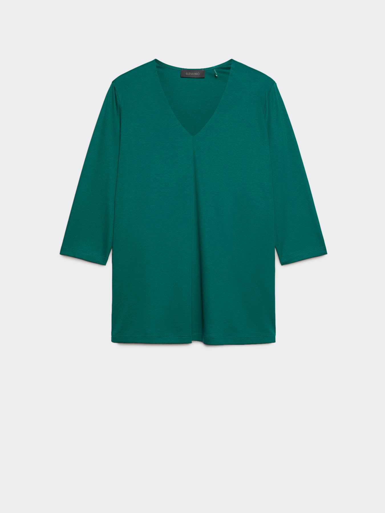 T-SHIRT COM DECOTE EM V INTERLOOK image number 4