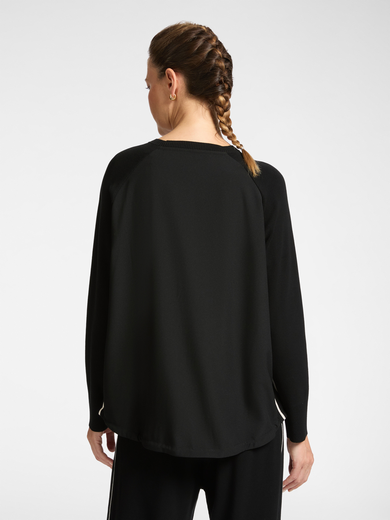 Pullover mit gestreiften Kanten image number 1