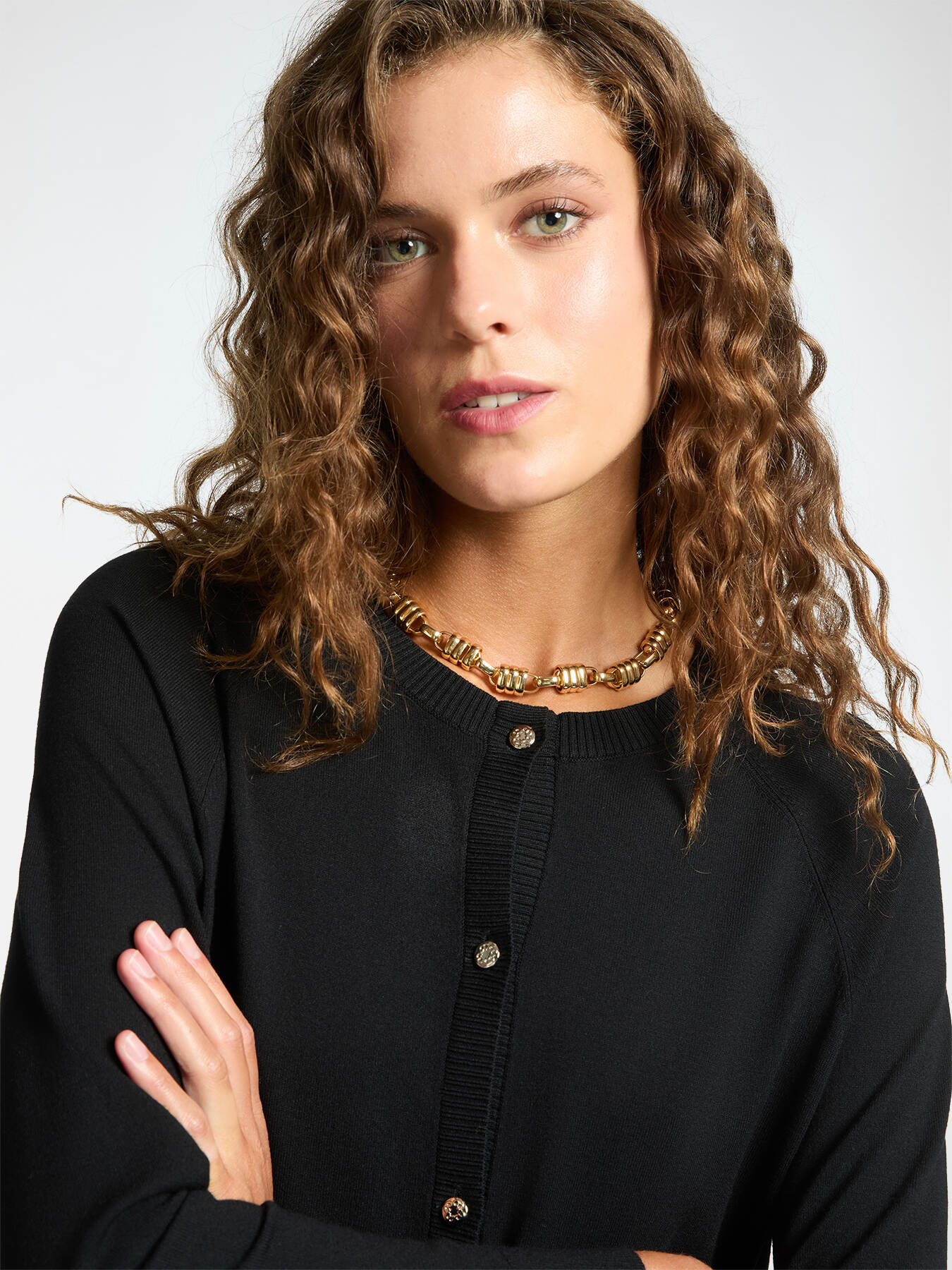 Buttoned cardigan image number 3