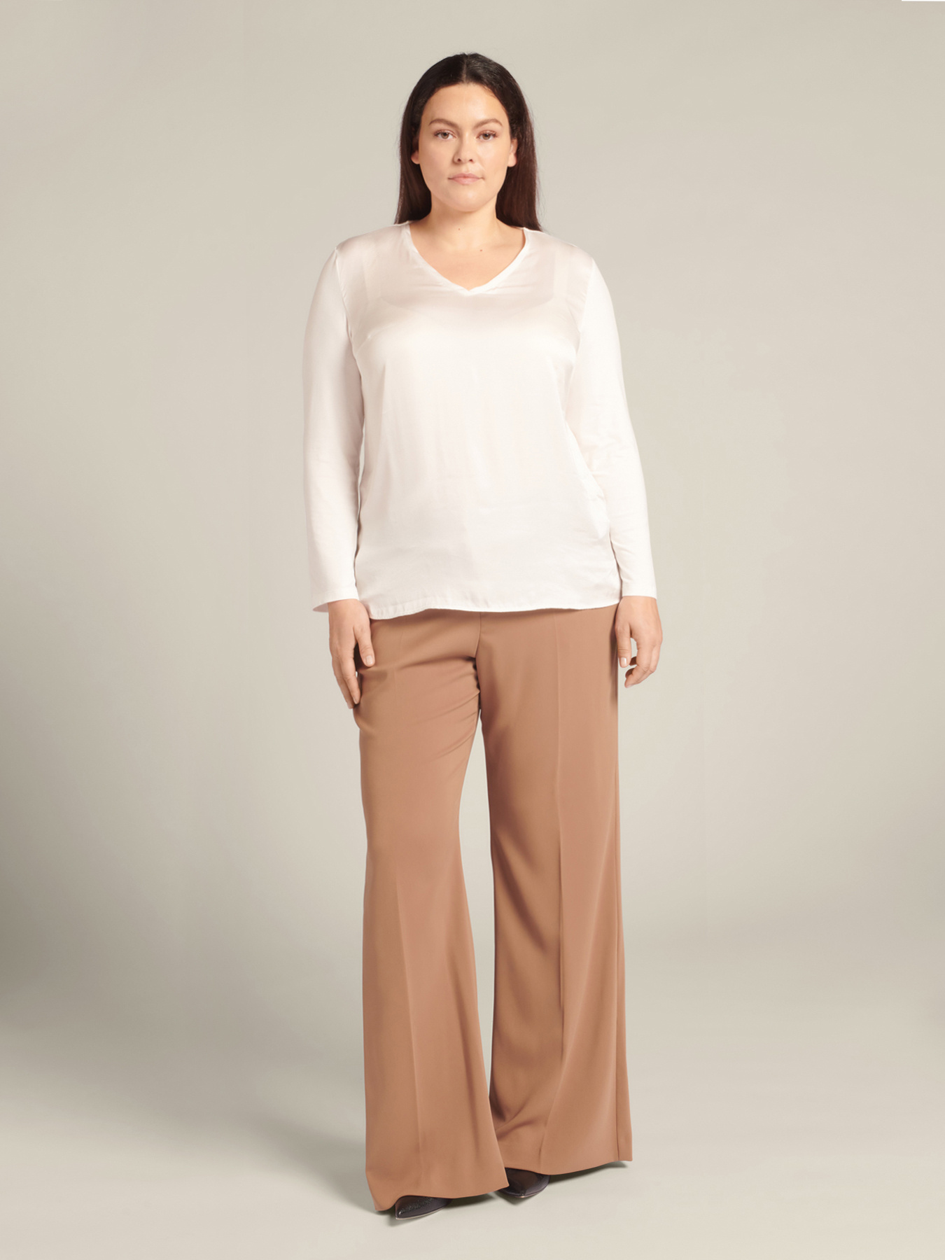 Pantaloni in cady fluido stretch image number 8