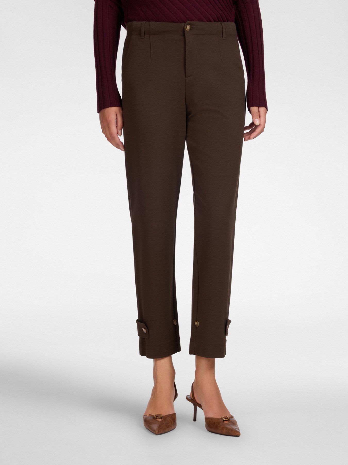 Pantaloni slim con cinturini al fondo image number 2