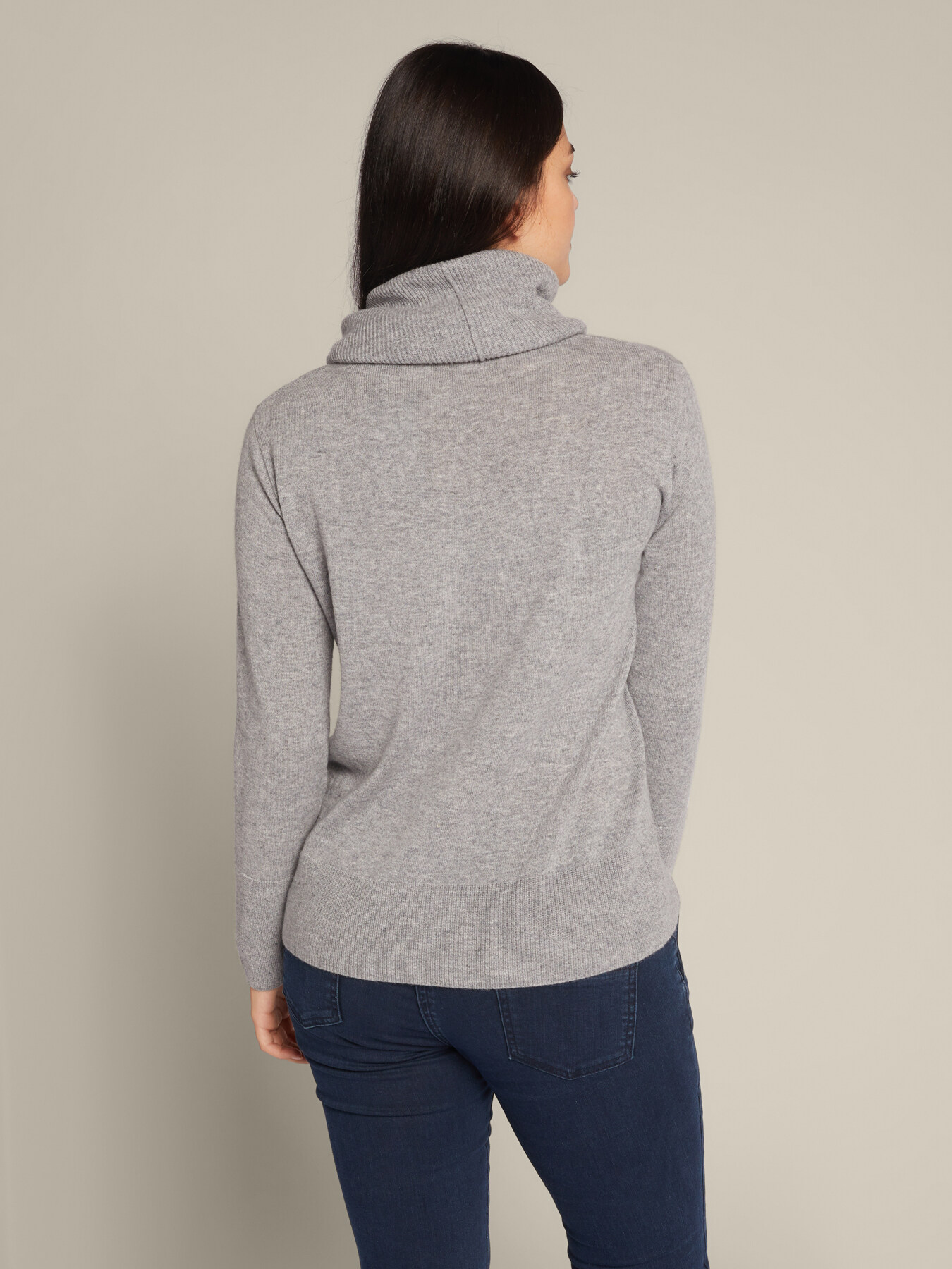 Rollkragenpullover aus 100 % Wolle image number 2