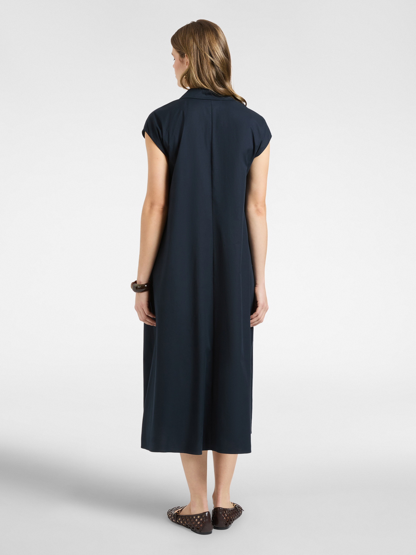 Ausgestelltes Kleid mit Kragen image number 1