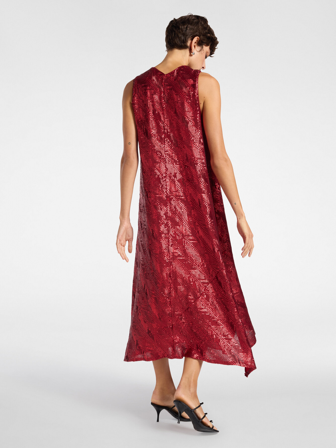 Robe longue à paillettes image number 1