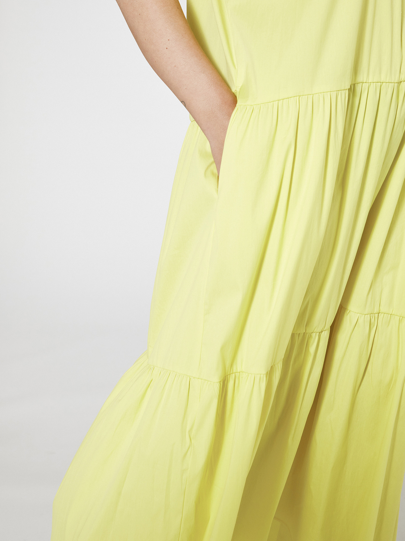 Long flounced dress image number 3