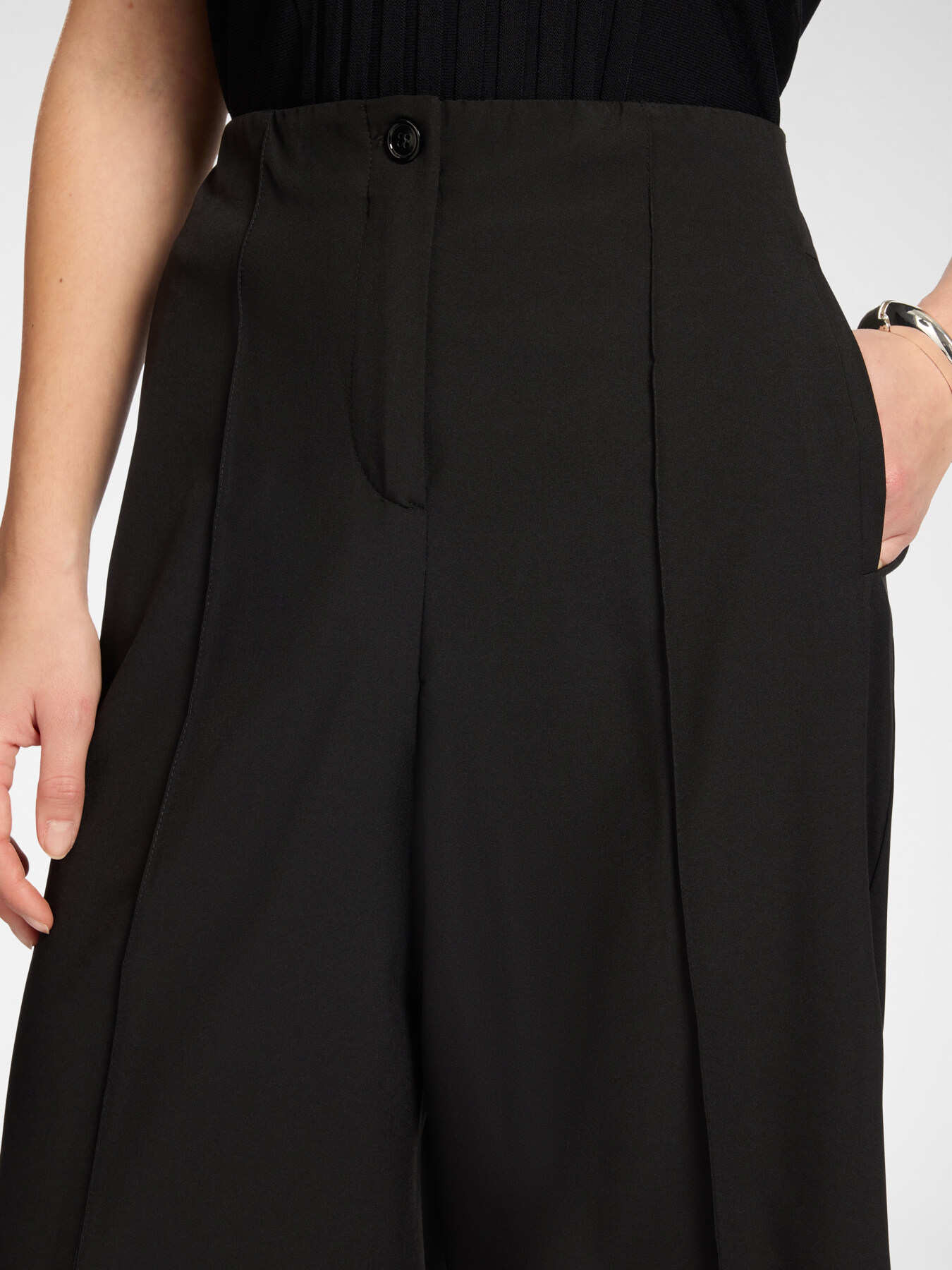 Pantalones palazzo image number 3