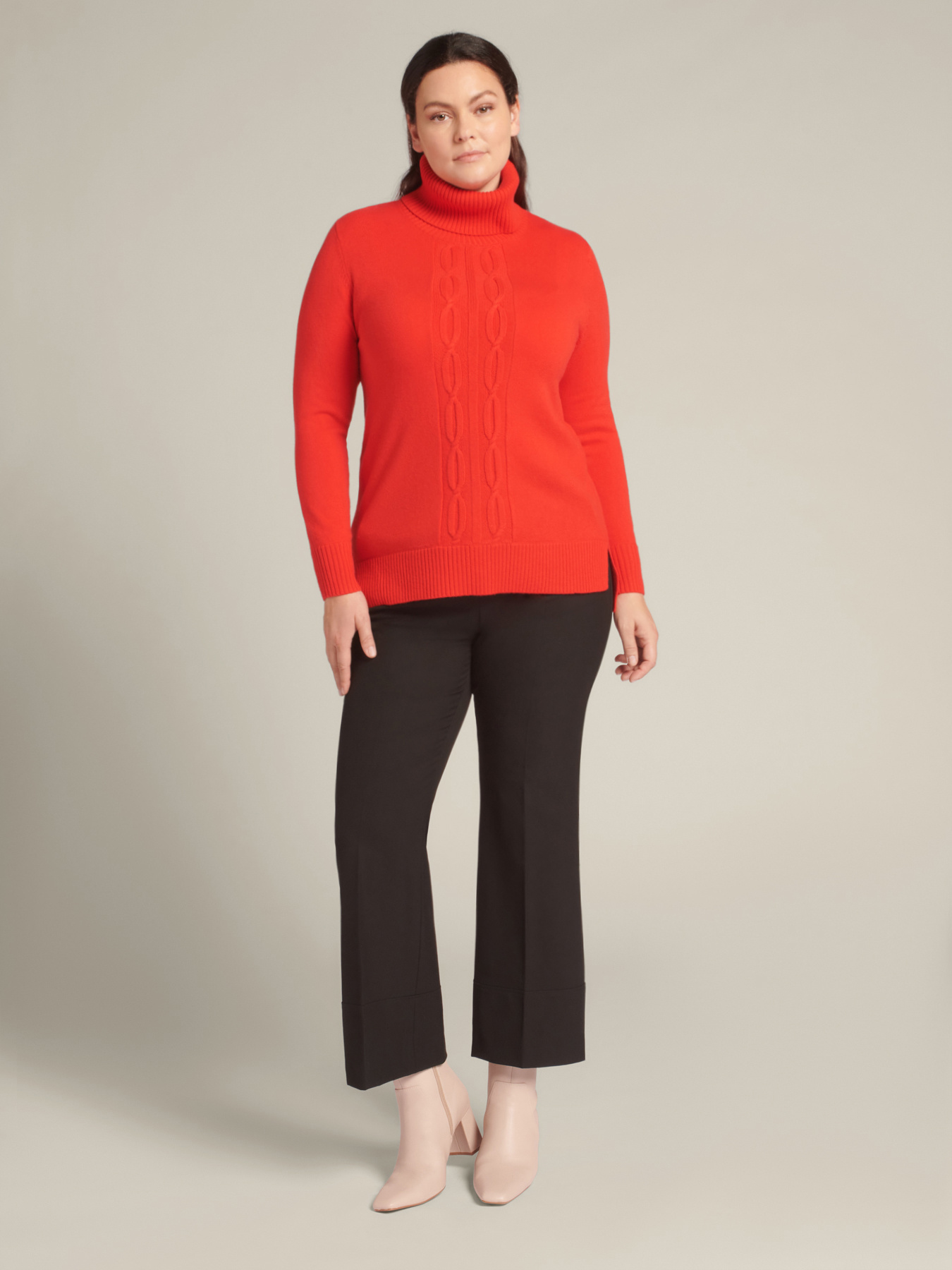 Pullover mit Zopf auf der Vorderseite aus nachhaltiger Wolle image number 4