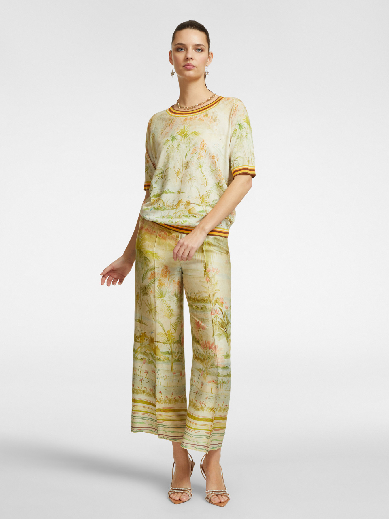 Bedruckter Pullover image number 2