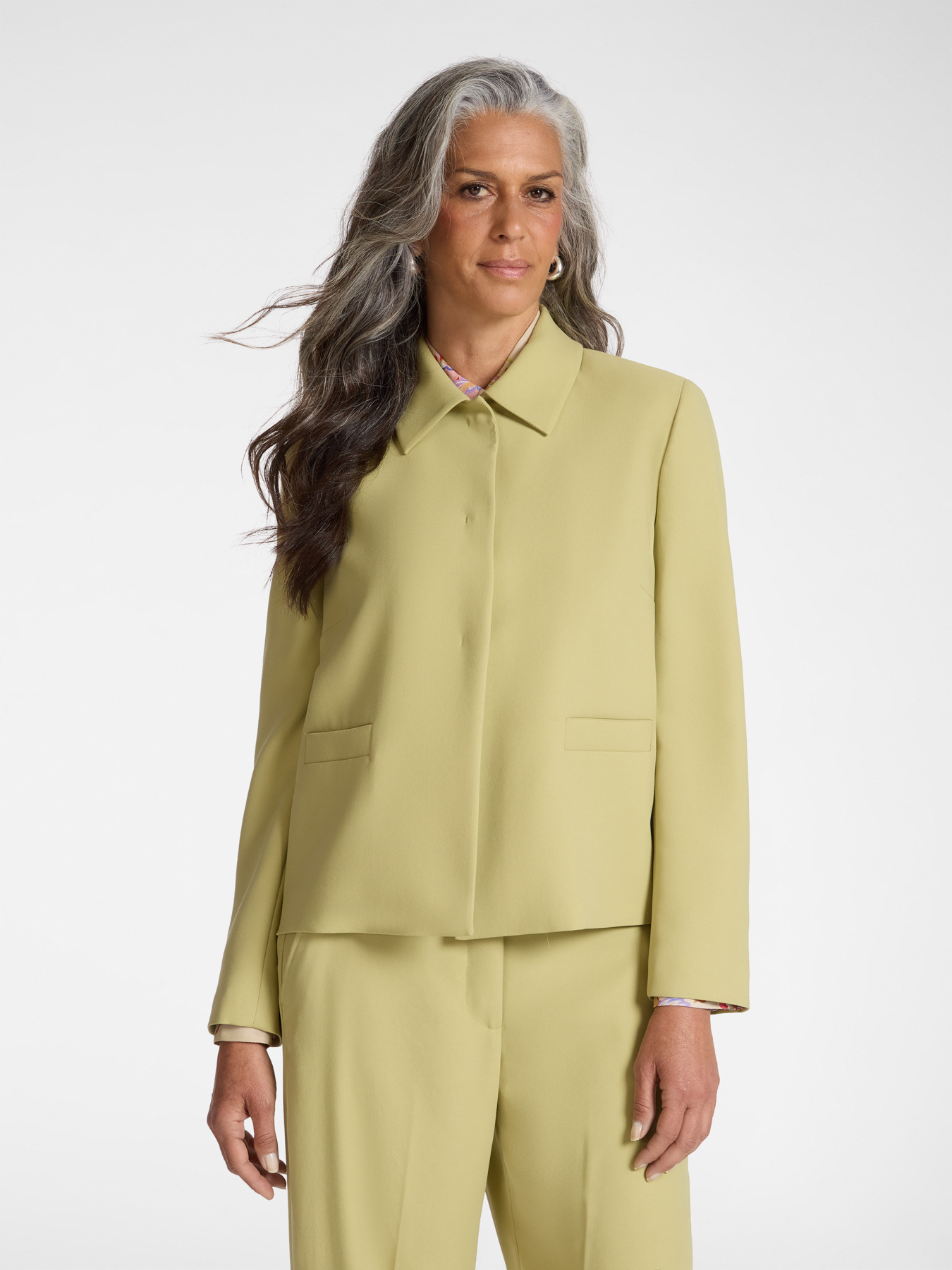 Cr&ecirc;pe fabric jacket image number 0