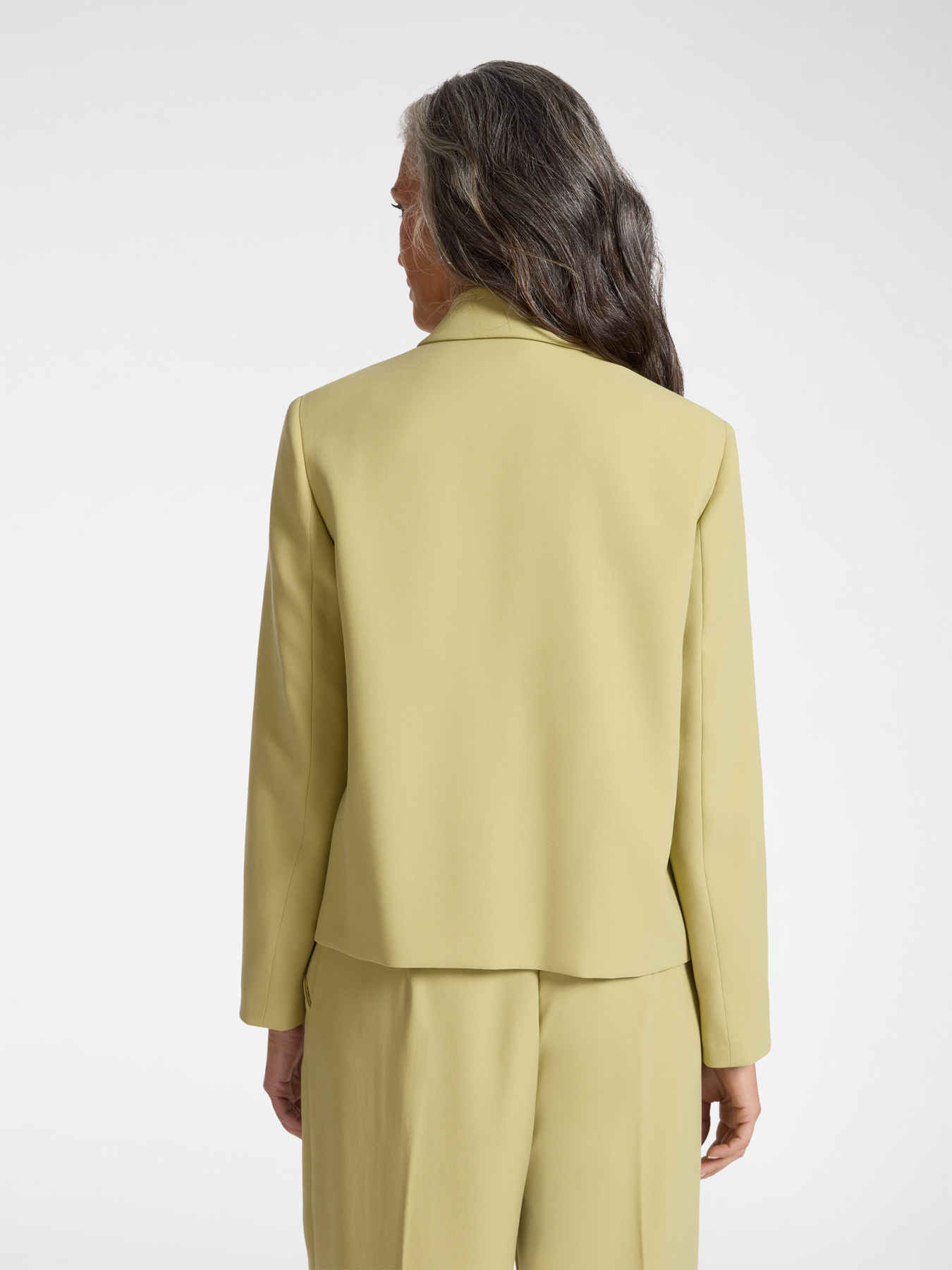 Cr&ecirc;pe fabric jacket image number 1