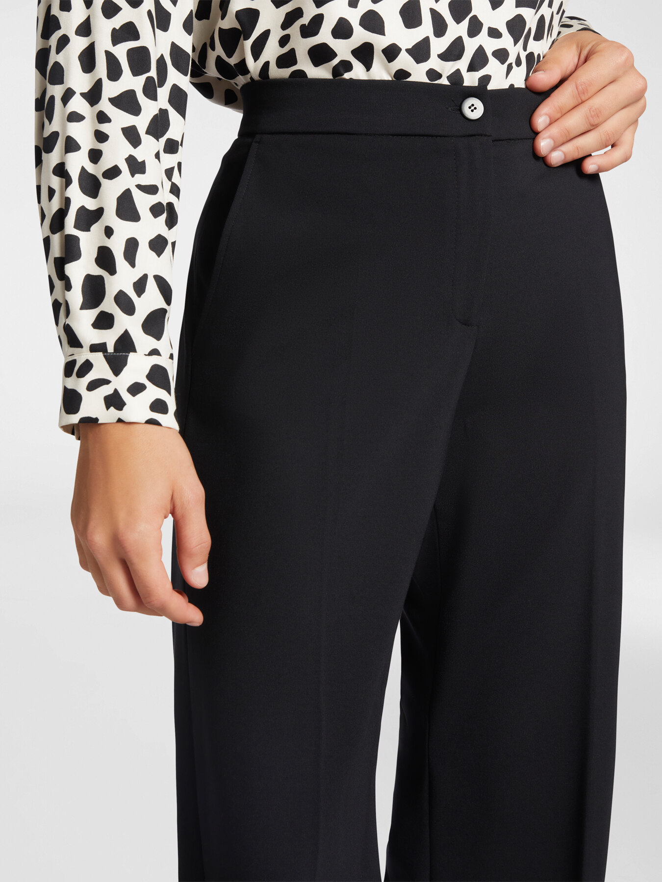 Pantalon homme point de Milan image number 3