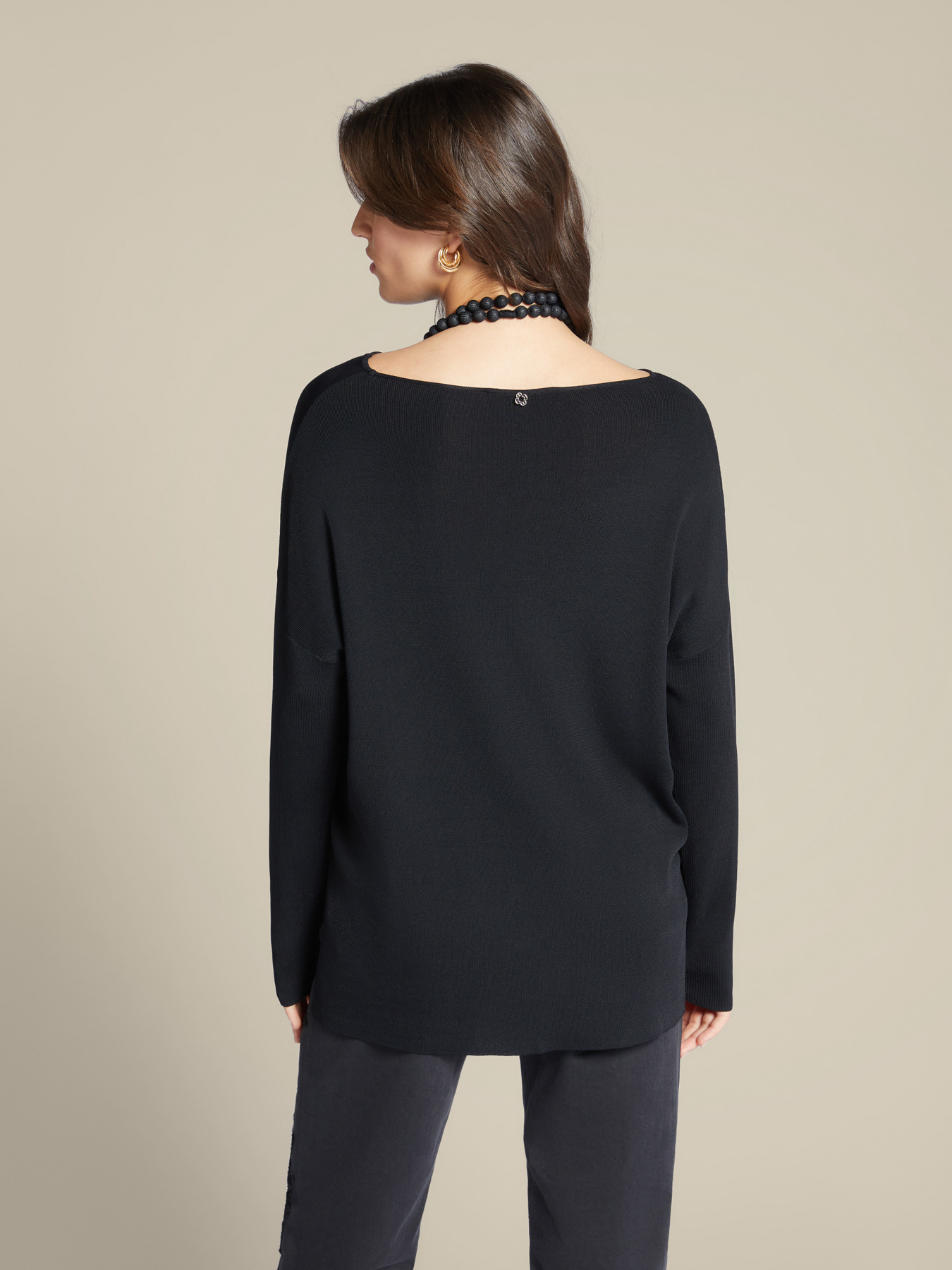 Pullover aus ECOVERO&trade; Viskose mit Kette image number 1