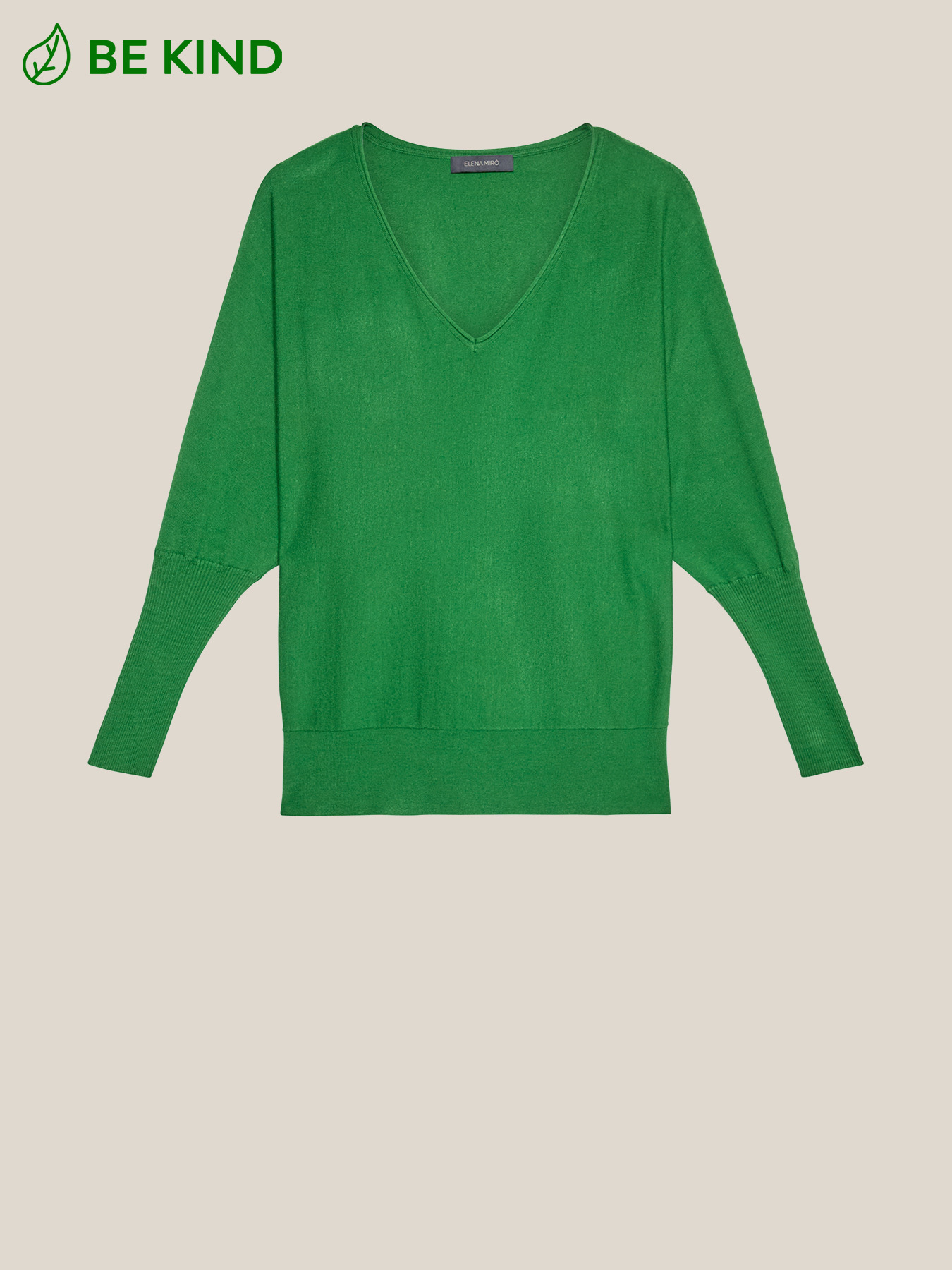 Pull avec col en V image number 4