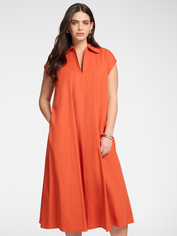 Flared dress with collar