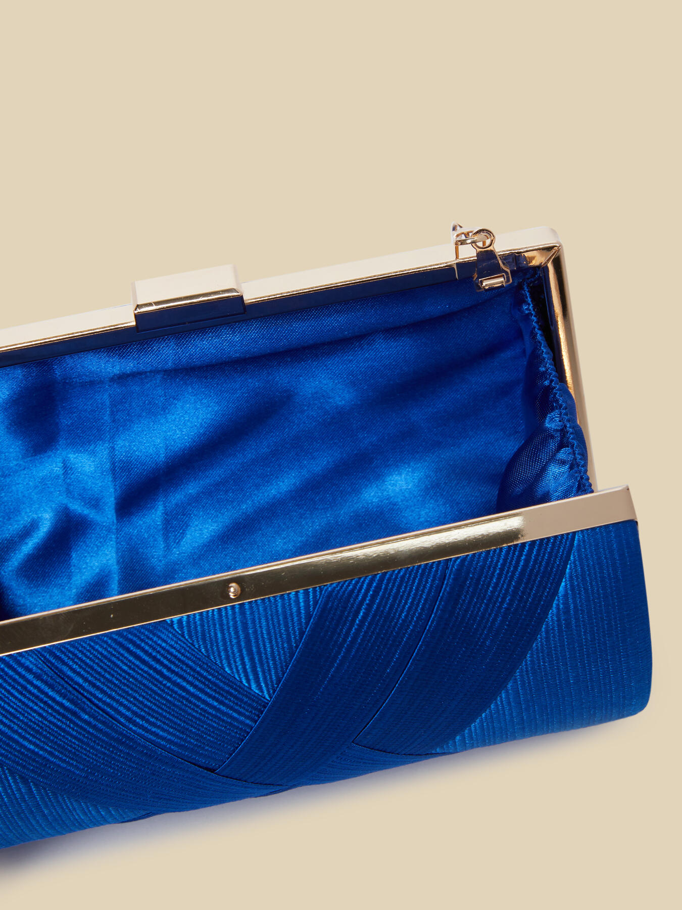 Pochette rigida elegante image number 4