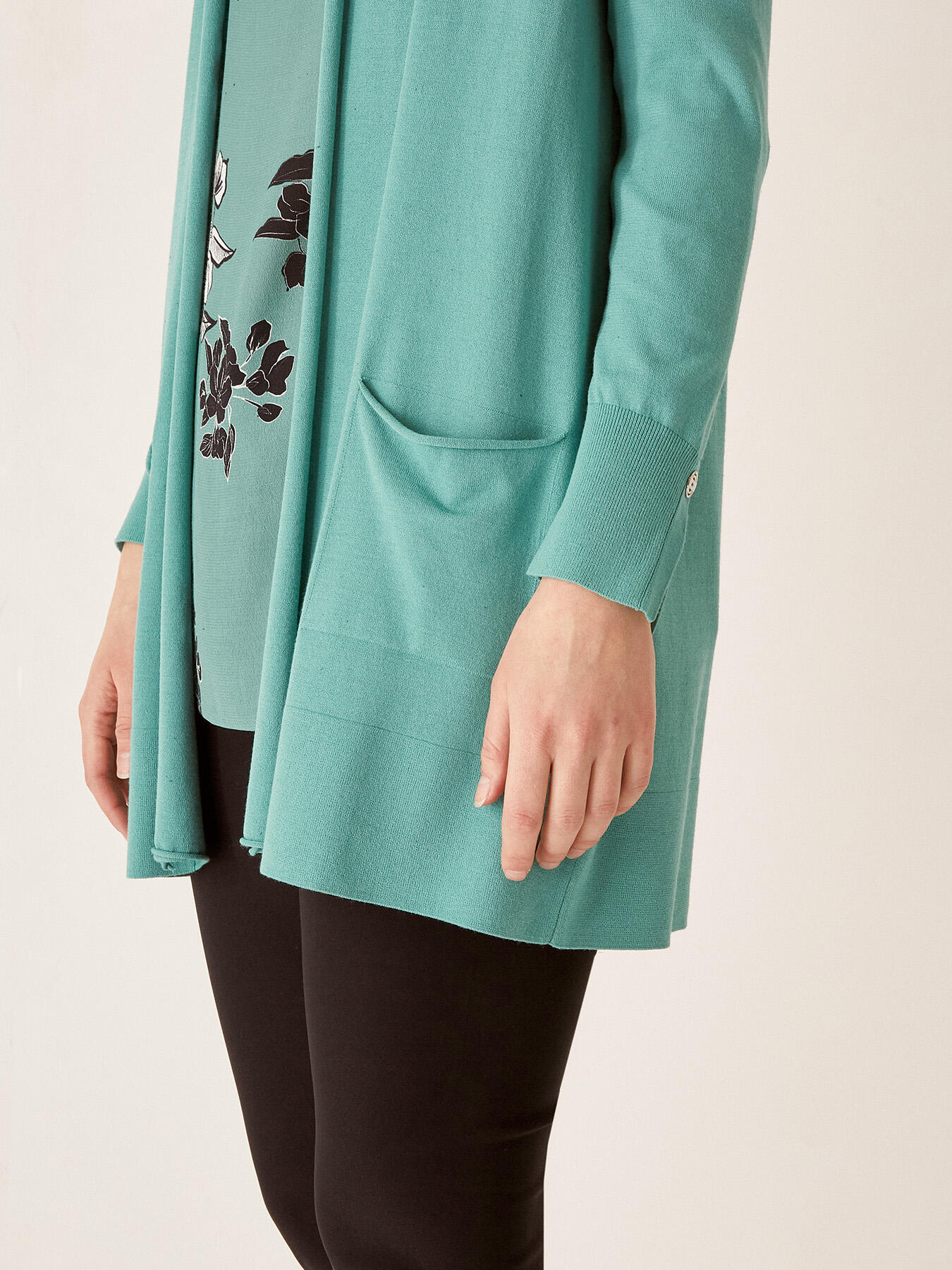 C&aacute;rdigan holgado liso image number 2